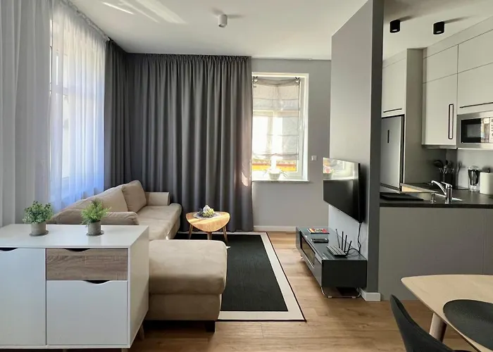 Lawendowe Nocowanie Zdrojowa 9 Lokal 1b Апартаменты *