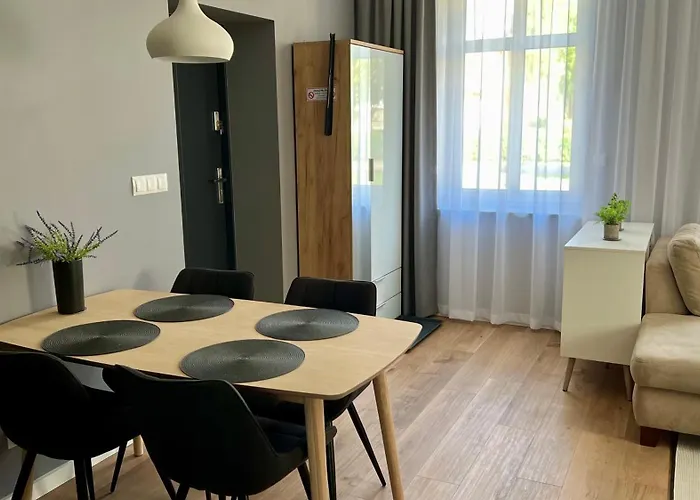 Lawendowe Nocowanie Zdrojowa 9 Lokal 1b Апартаменты *